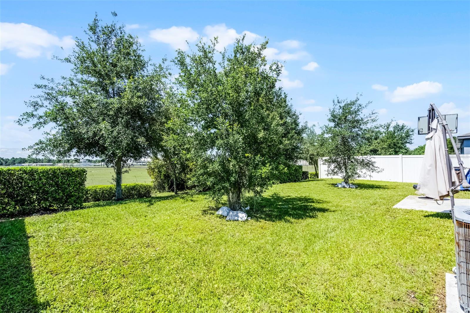 Image 26 of 39 For 3519 Fernanda Drive