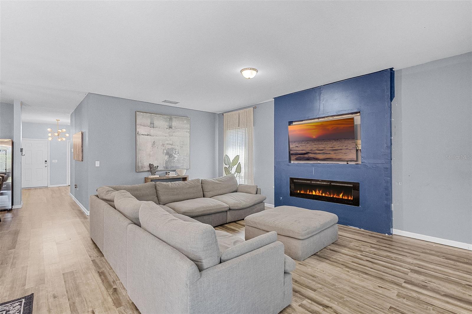 Image 4 of 39 For 3519 Fernanda Drive