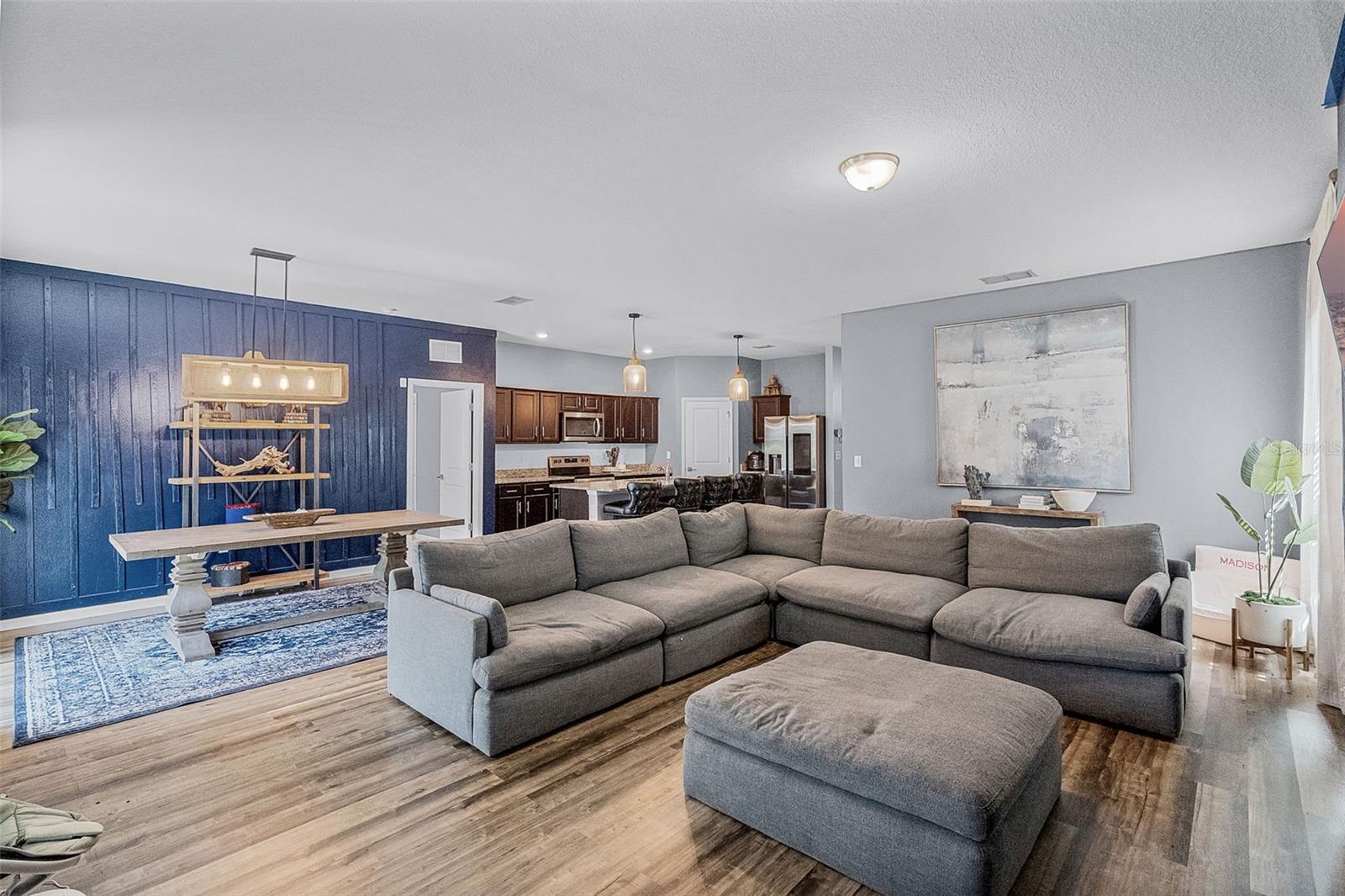 Image 5 of 39 For 3519 Fernanda Drive