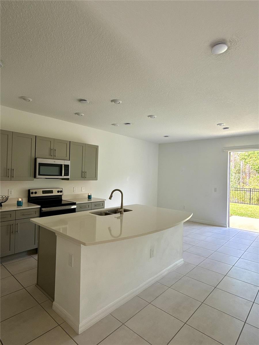 Image 8 of 21 For 3587 Davenport Creek Court