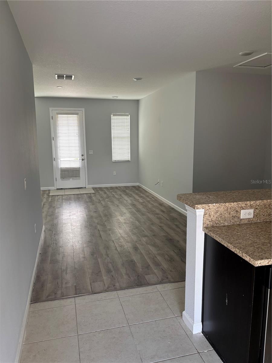 Image 7 of 26 For 193 Holly Village Drive