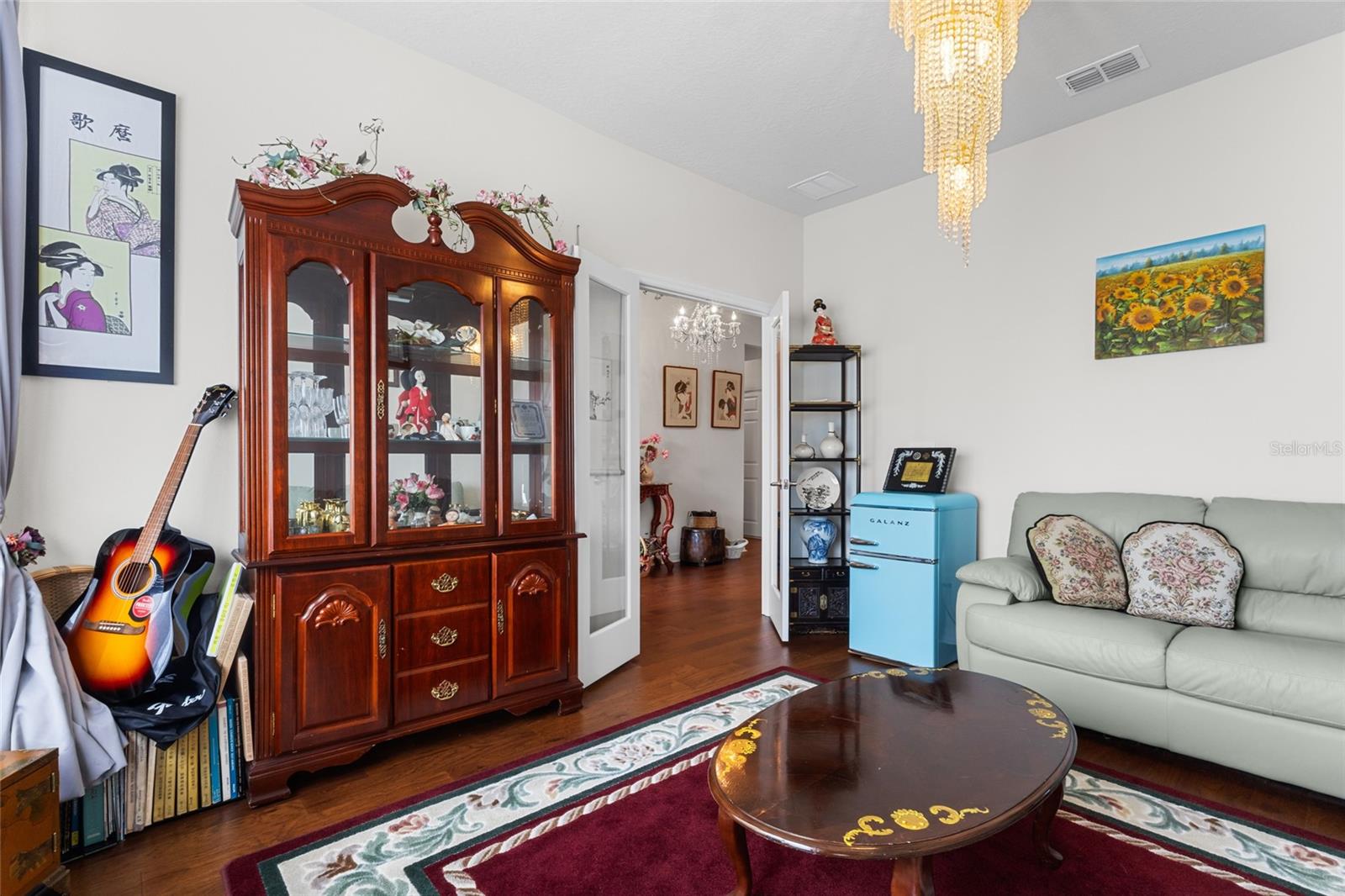 Image 4 of 23 For 2723 Forestdale Street