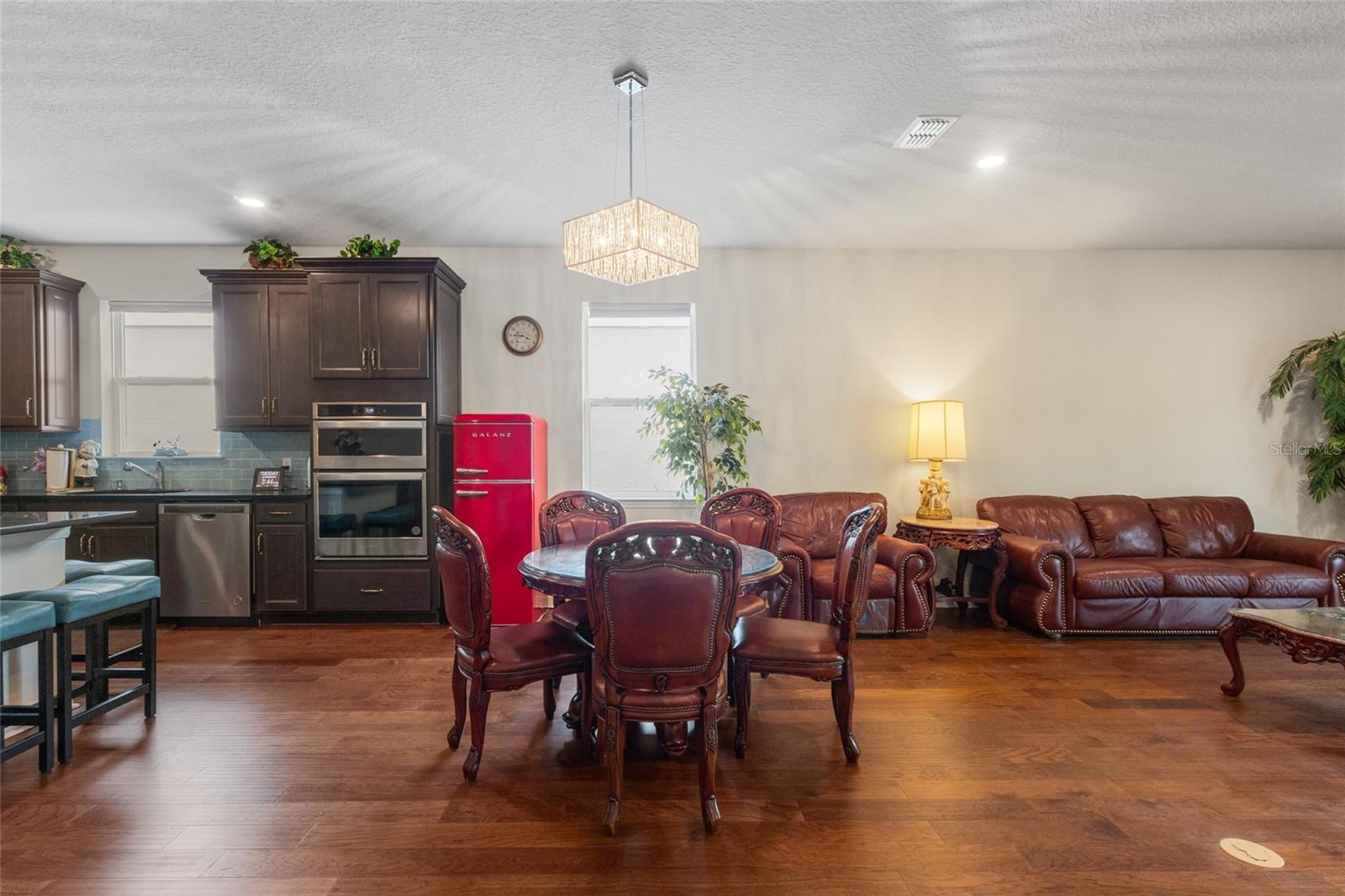 Image 8 of 23 For 2723 Forestdale Street