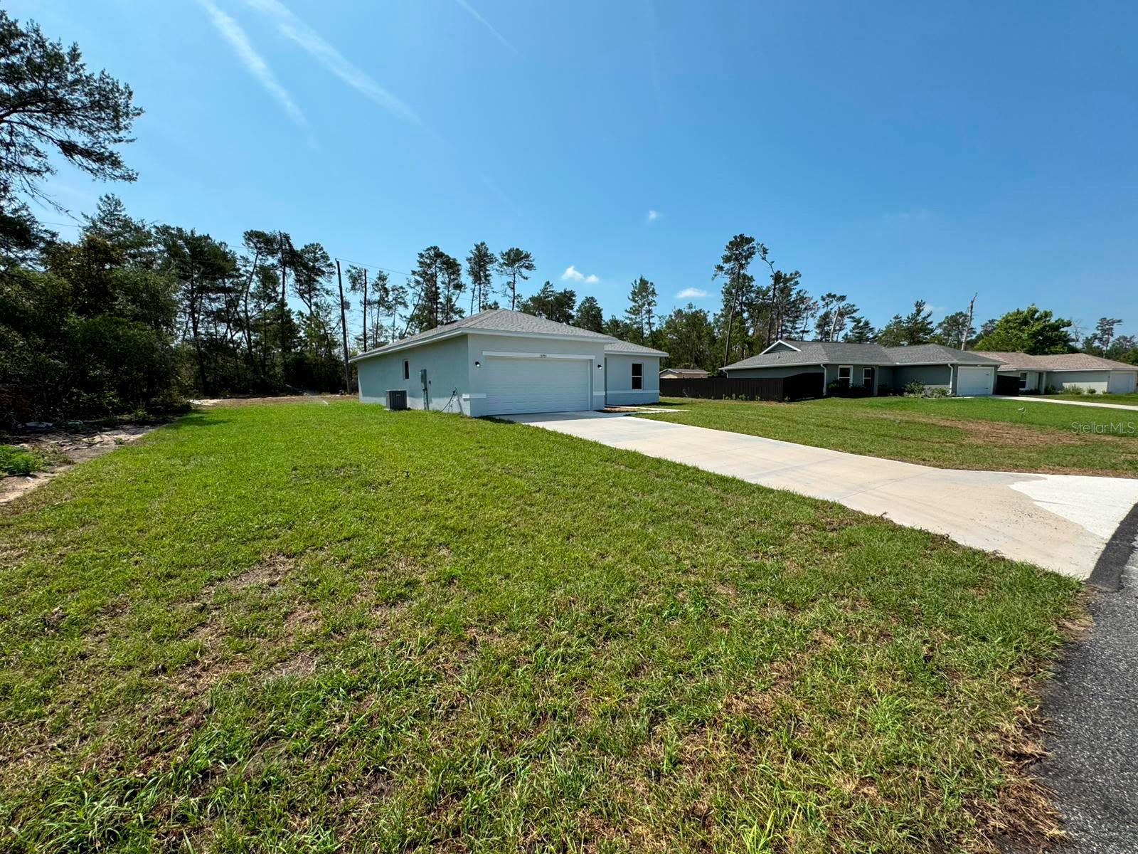 Image 2 of 47 For 15955 52nd Avenue Road