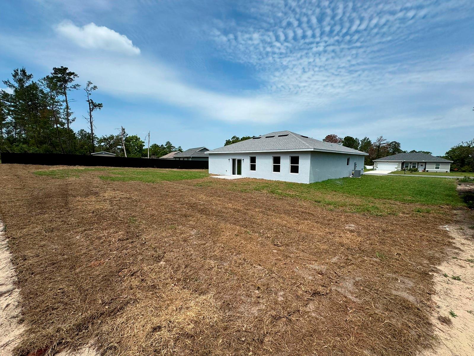 Image 36 of 47 For 15955 52nd Avenue Road