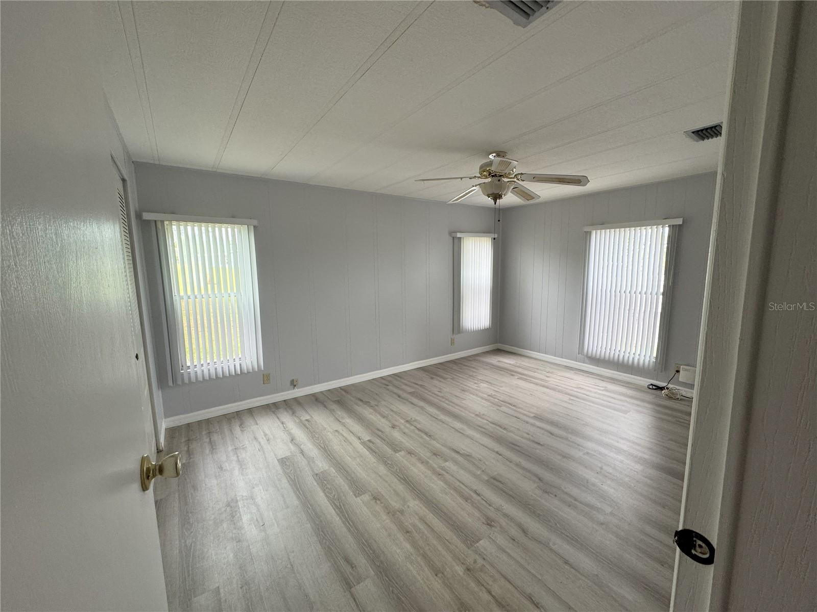 Image 5 of 9 For 2116 Wax Myrtle Drive Ge
