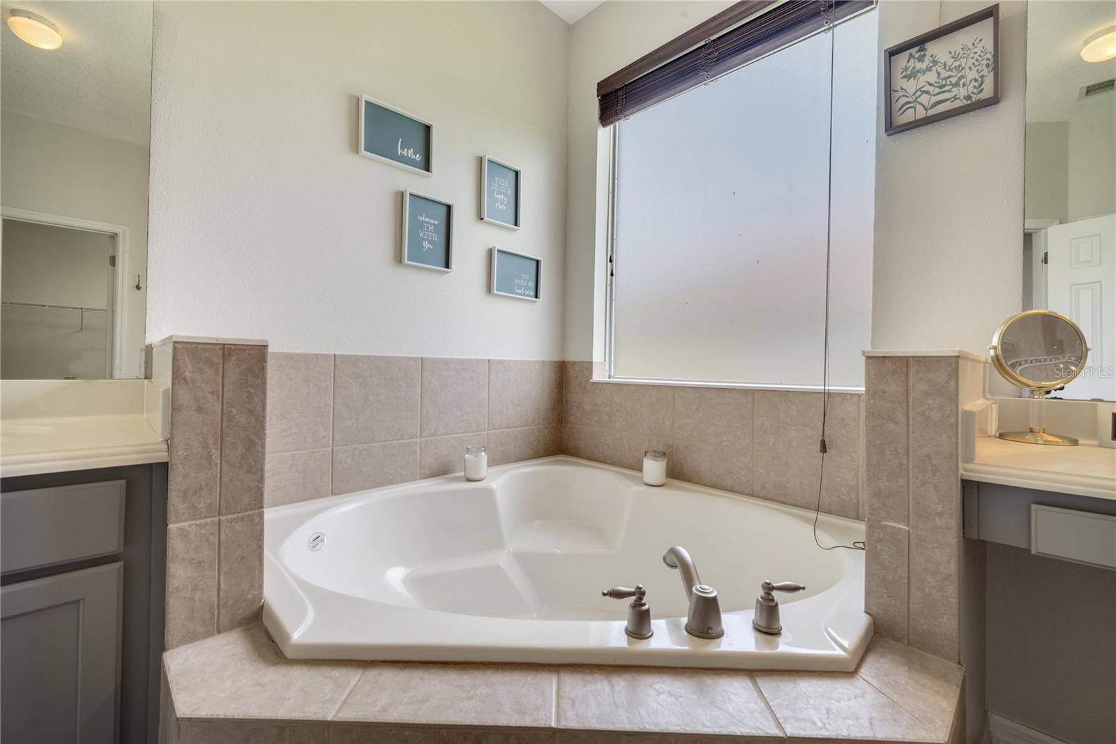 Image 14 of 52 For 3380 Pawleys Loop N