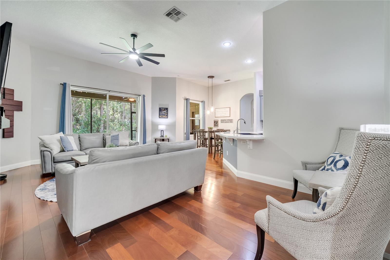 Image 20 of 52 For 3380 Pawleys Loop N