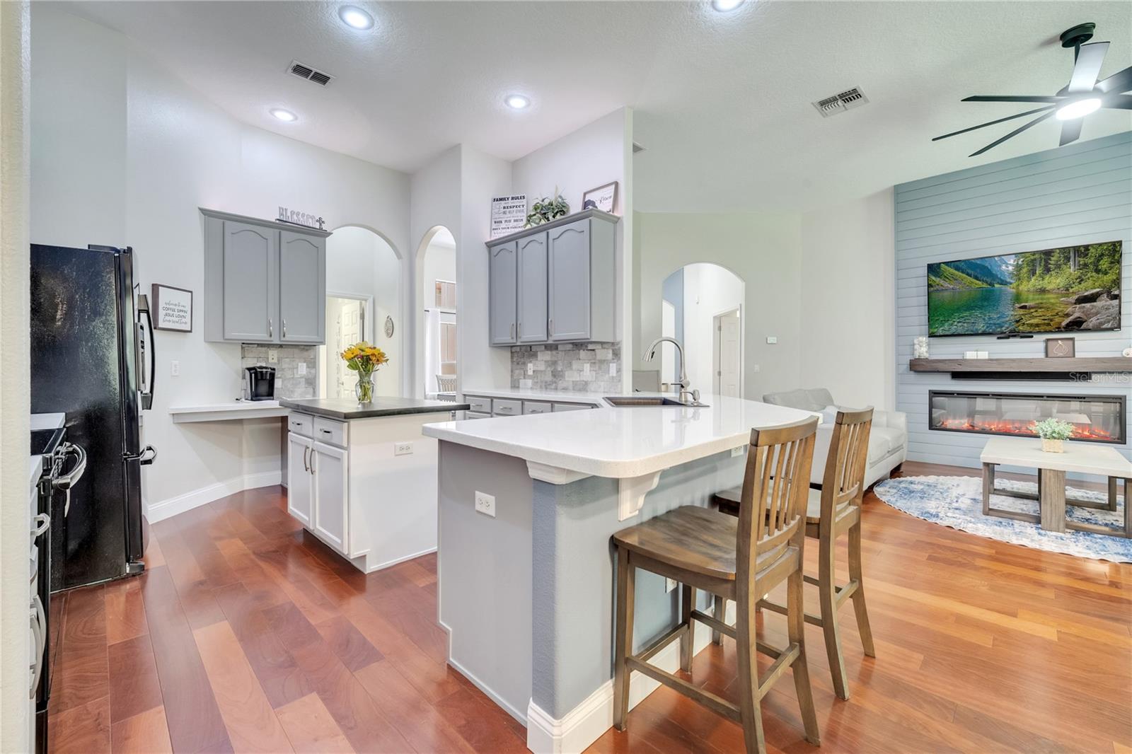 Image 26 of 52 For 3380 Pawleys Loop N