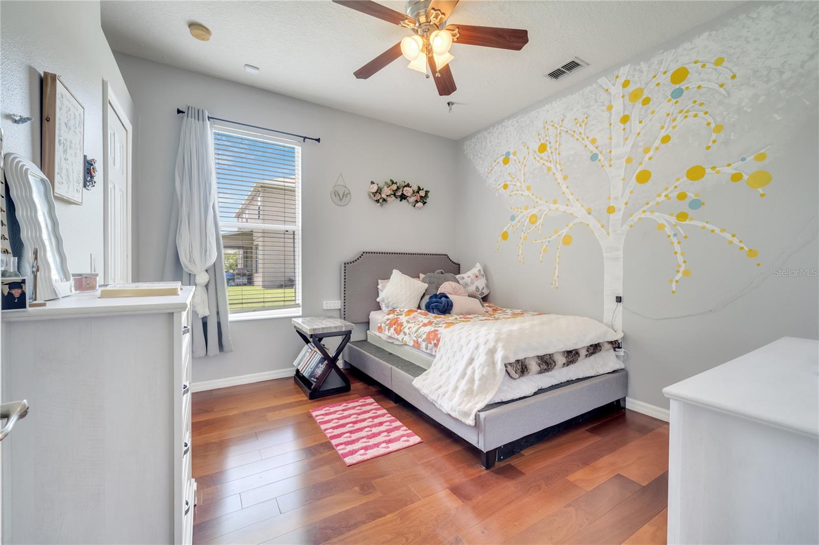 Image 33 of 52 For 3380 Pawleys Loop N