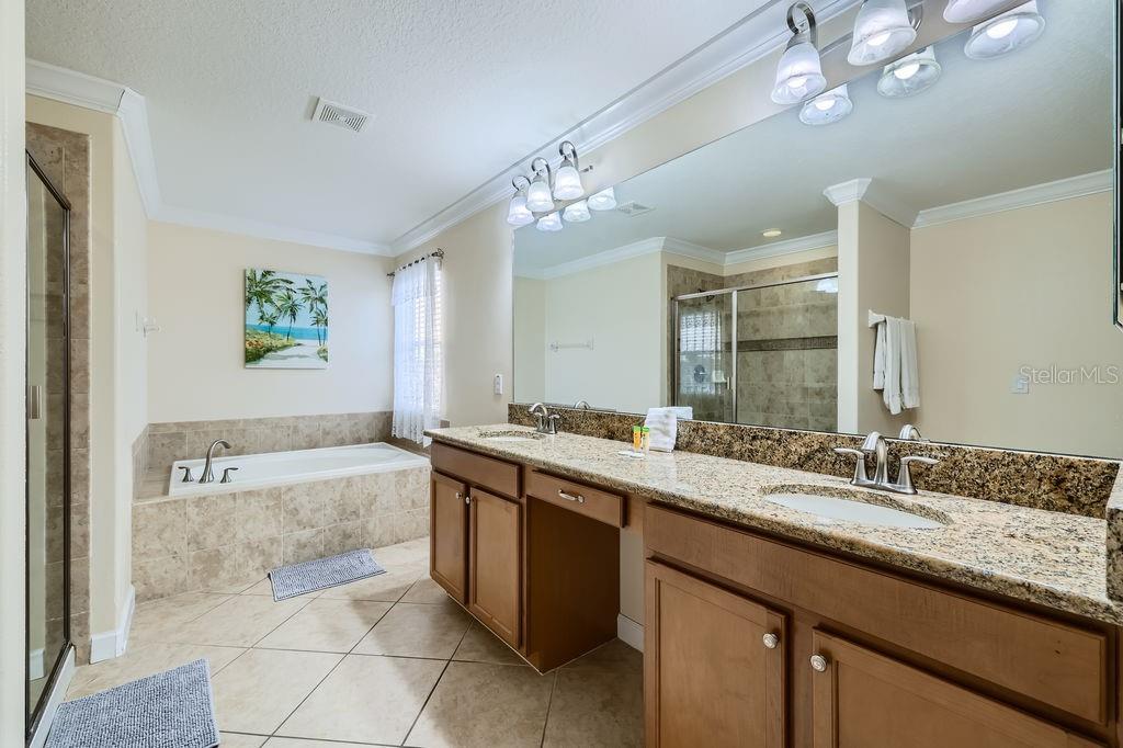 Image 19 of 49 For 2999 Buccaneer Palm Road