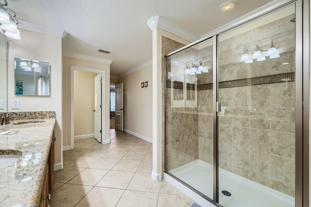 Image 20 of 49 For 2999 Buccaneer Palm Road