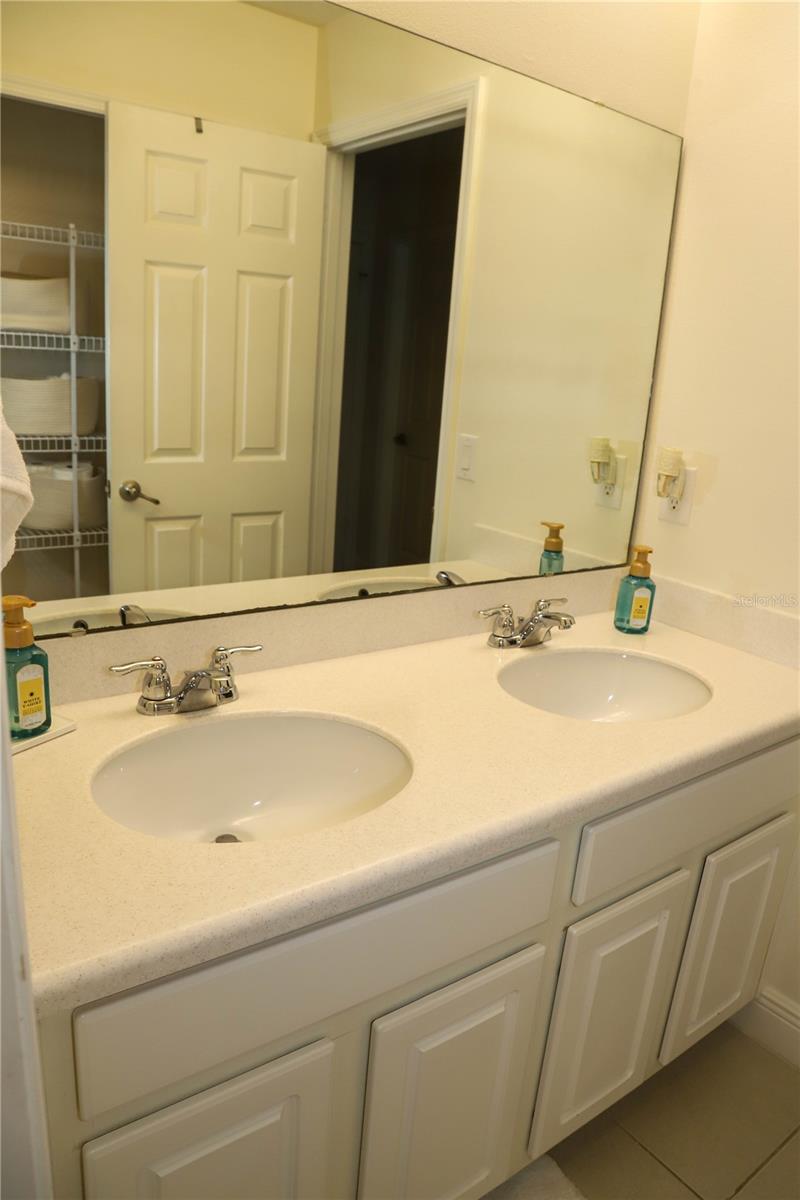 Image 15 of 28 For 9005 Reflection Pointe Drive