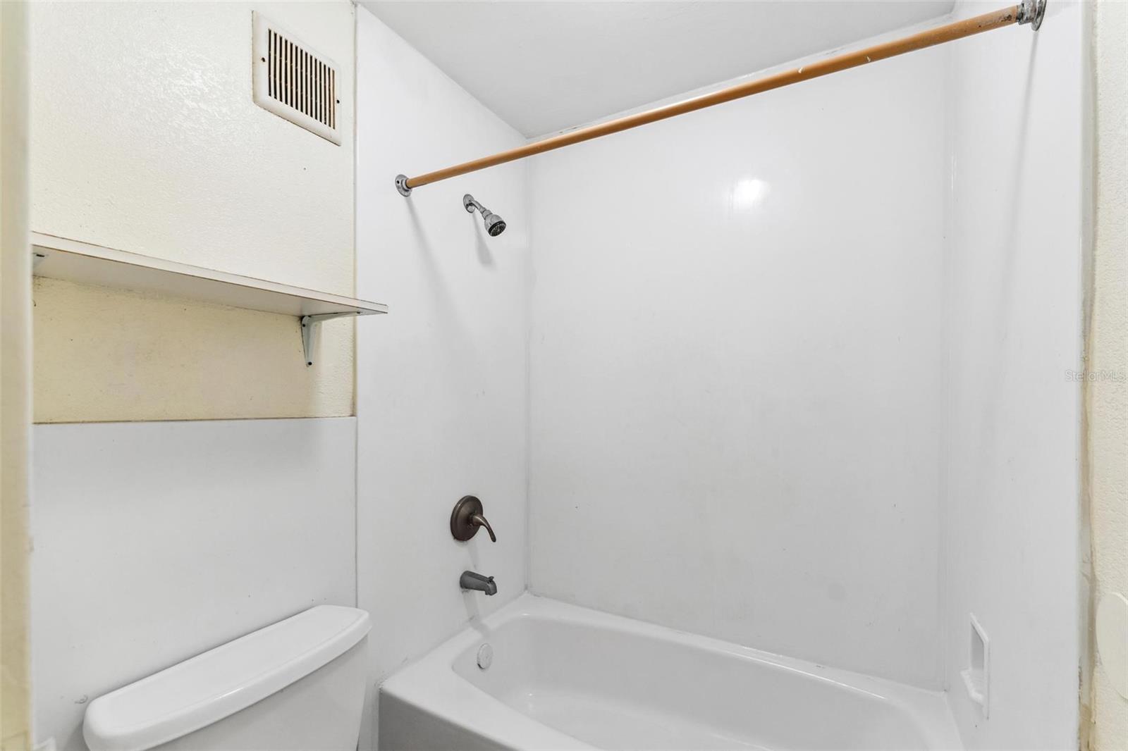 Image 10 of 24 For 7900 S. Orange Blossom Trail  2022