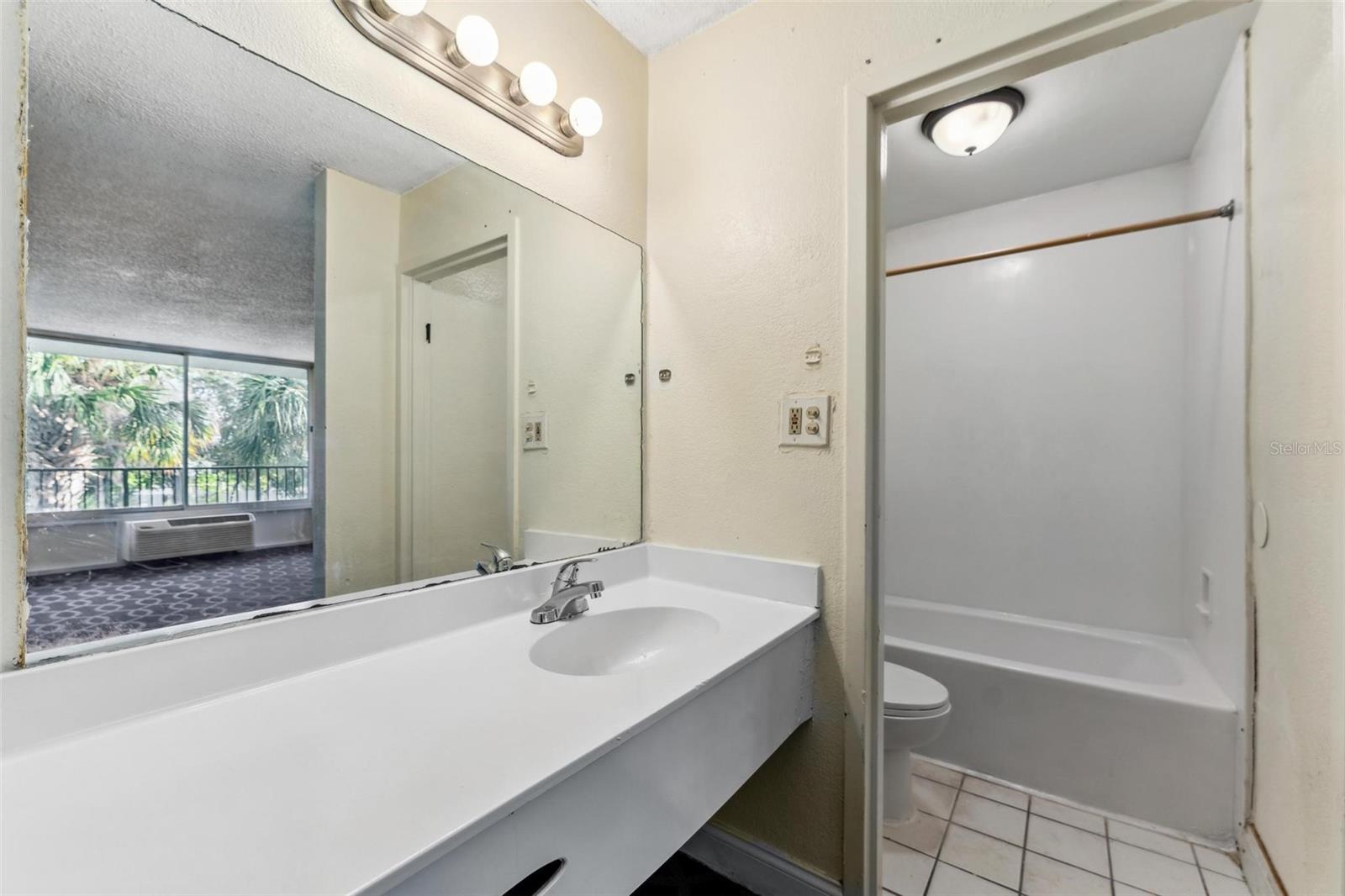 Image 9 of 24 For 7900 S. Orange Blossom Trail  2022