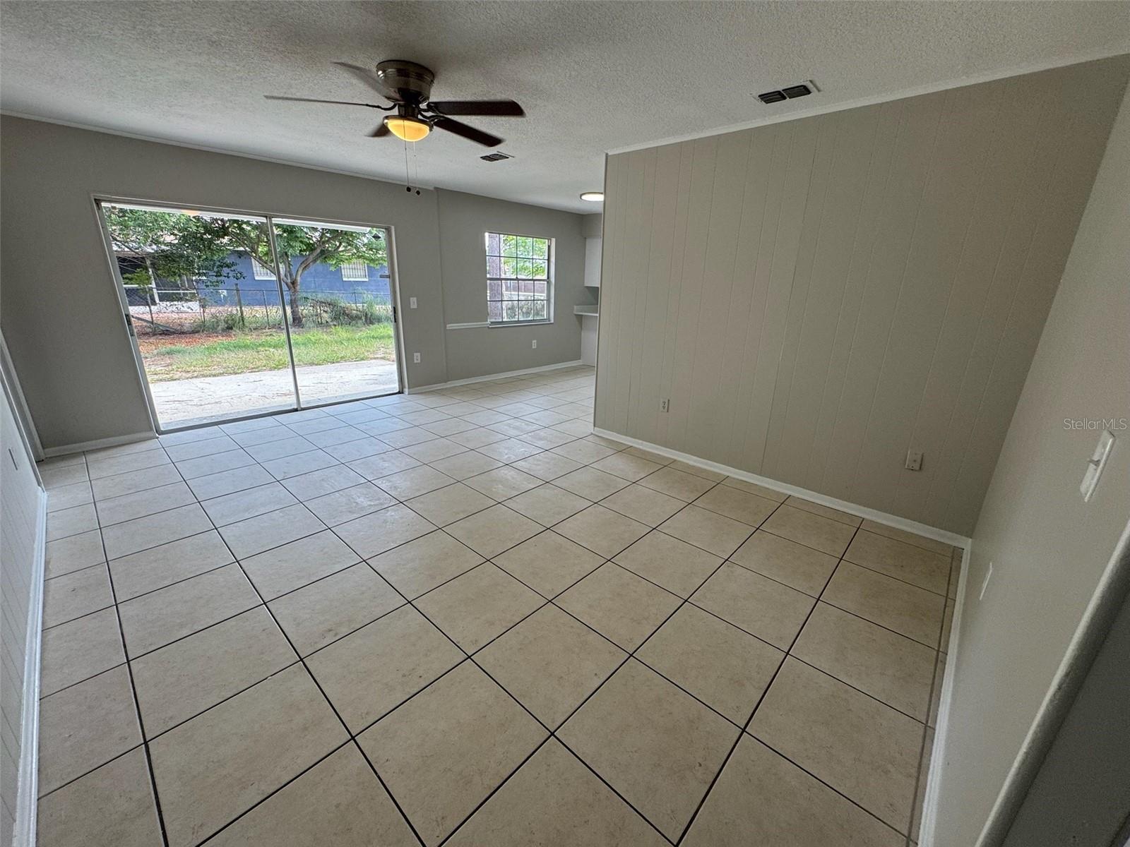 Image 18 of 28 For 6624 Kristin Court