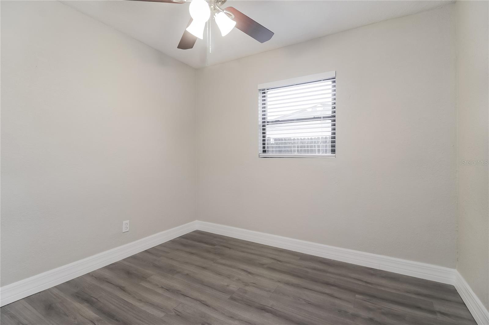 Image 10 of 16 For 6808 Ravenna Avenue