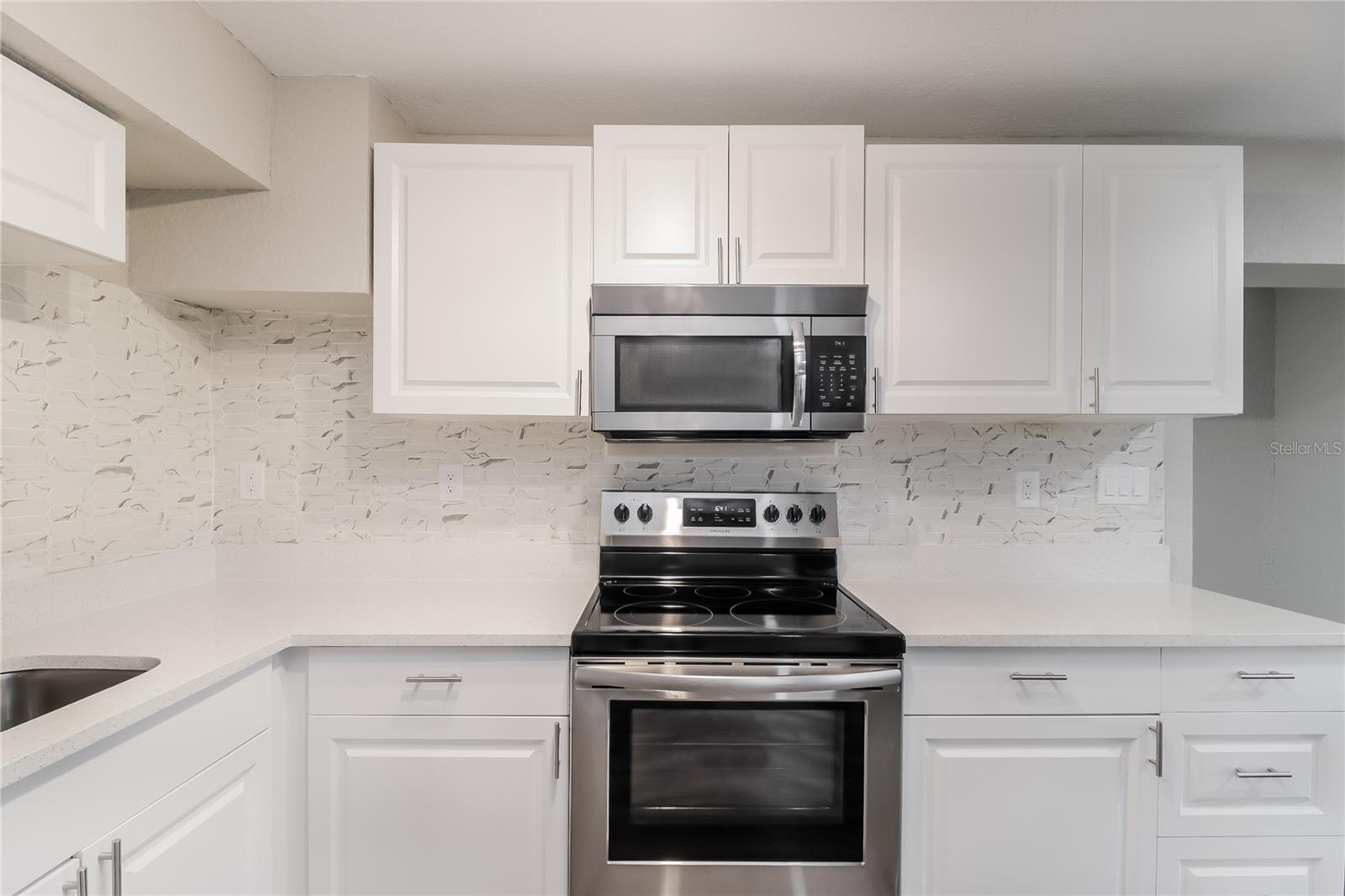 Image 7 of 16 For 6808 Ravenna Avenue