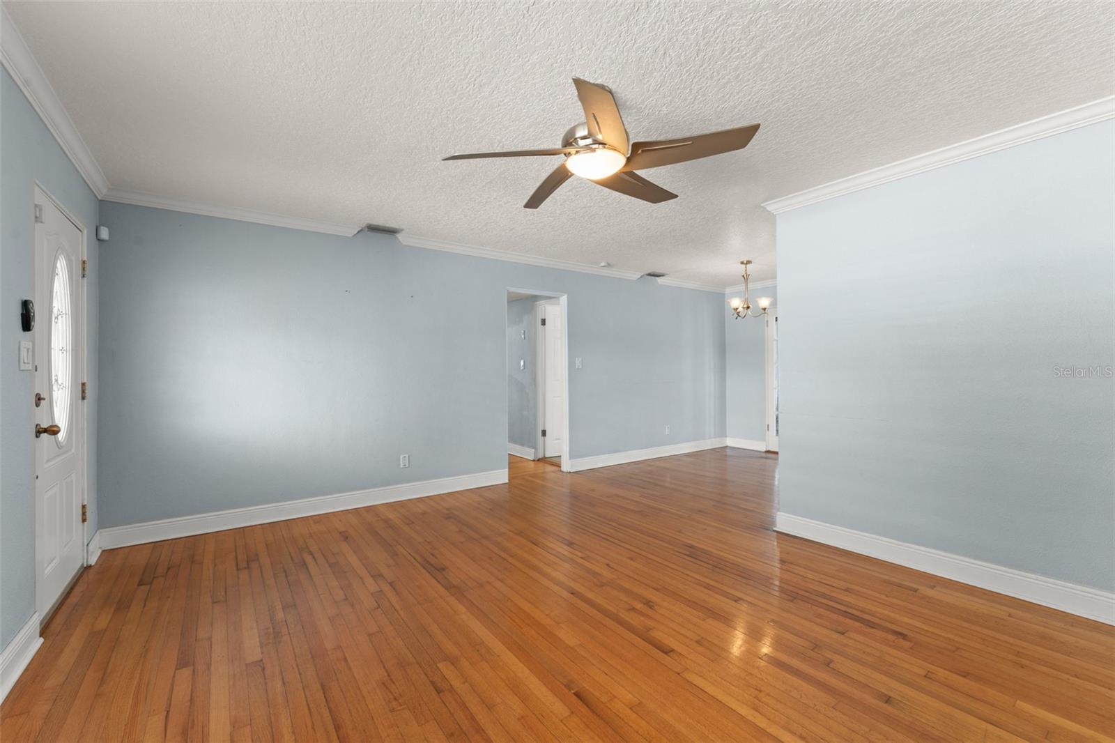 Image 10 of 27 For 439 Sunrise Court