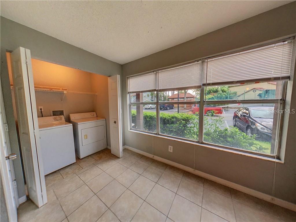 Image 7 of 12 For 5116 Conroy Road 414