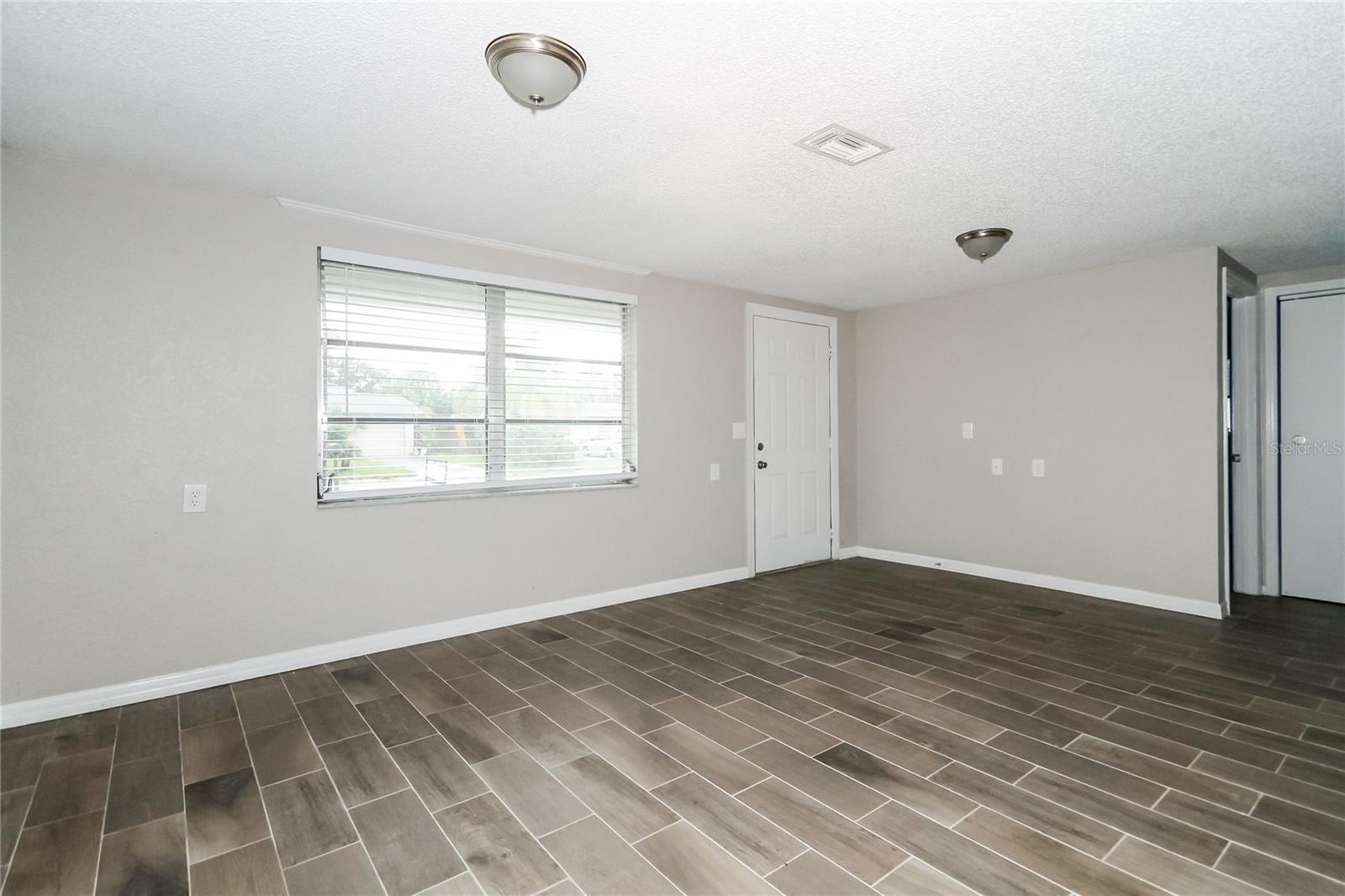 Image 4 of 16 For 5537 Quist Drive