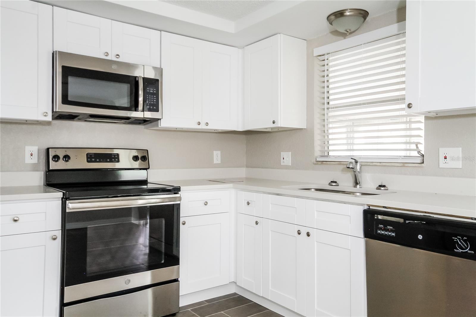 Image 7 of 16 For 5537 Quist Drive