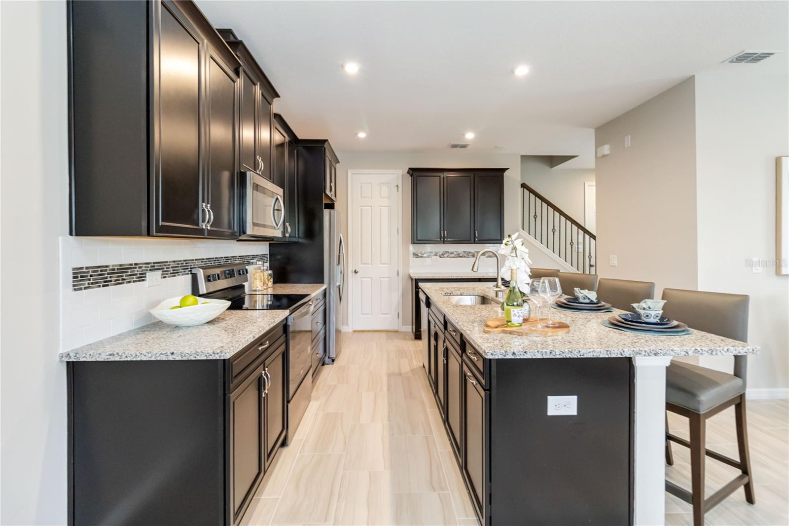 Image 15 of 32 For 9109 Legado Drive
