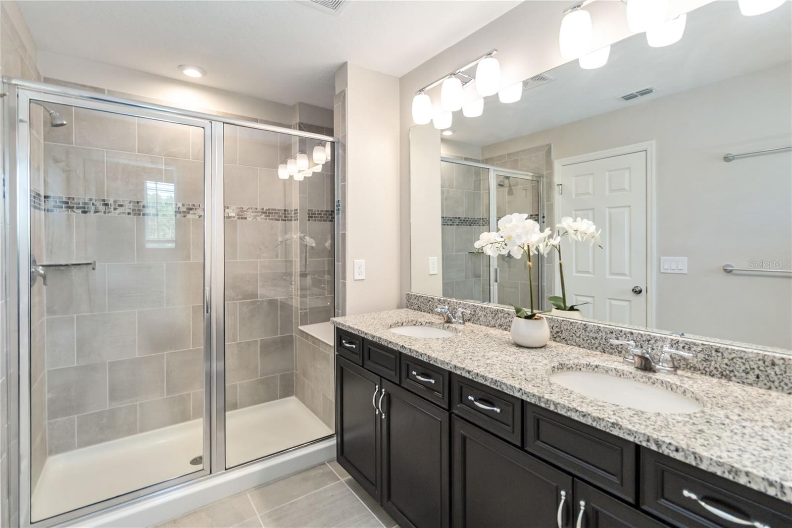 Image 20 of 32 For 9109 Legado Drive