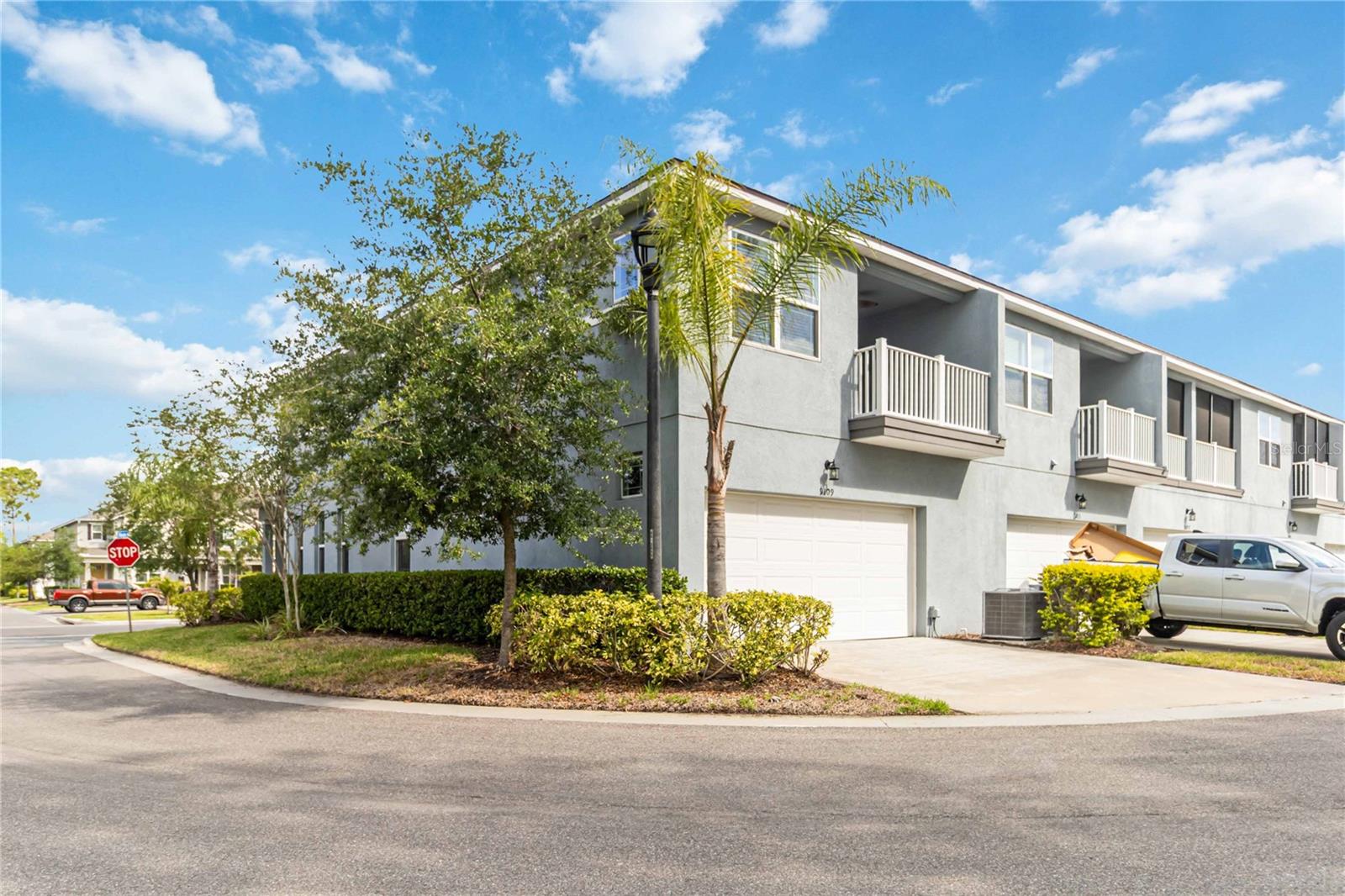 Image 27 of 32 For 9109 Legado Drive