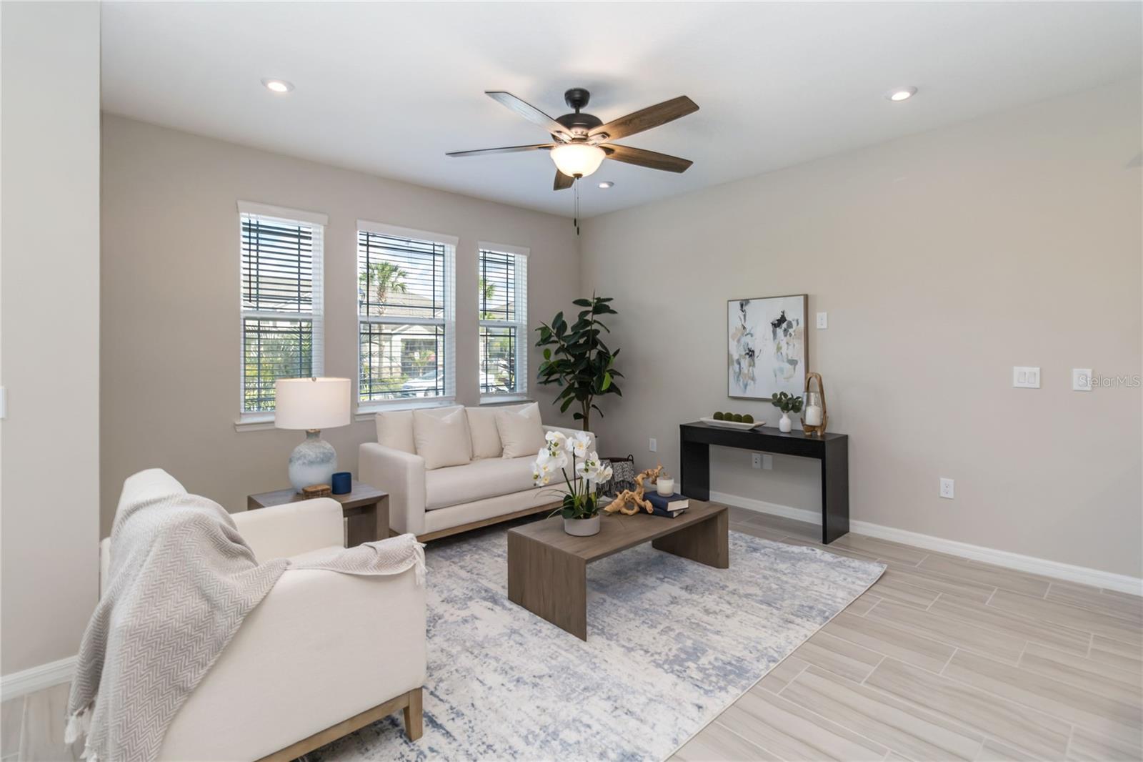 Image 9 of 32 For 9109 Legado Drive