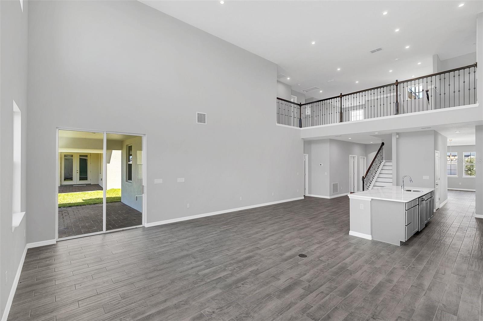 Image 18 of 36 For 1520 Wynell Street