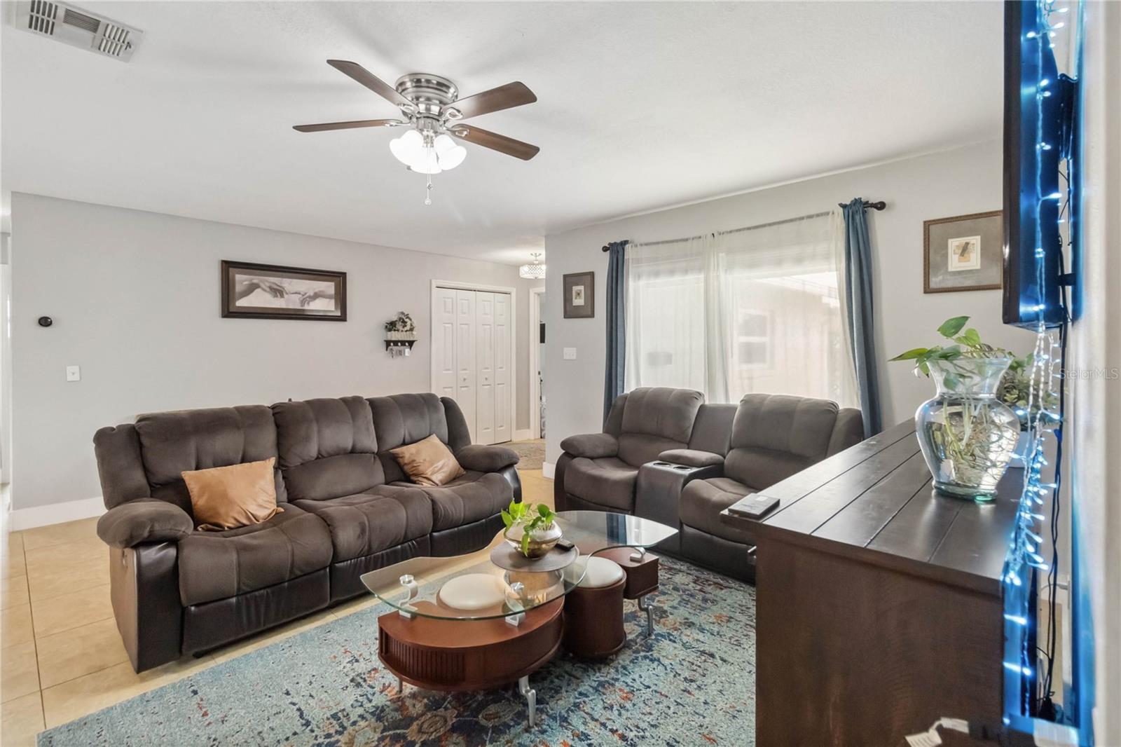 Image 5 of 24 For 10934 Tangora Street