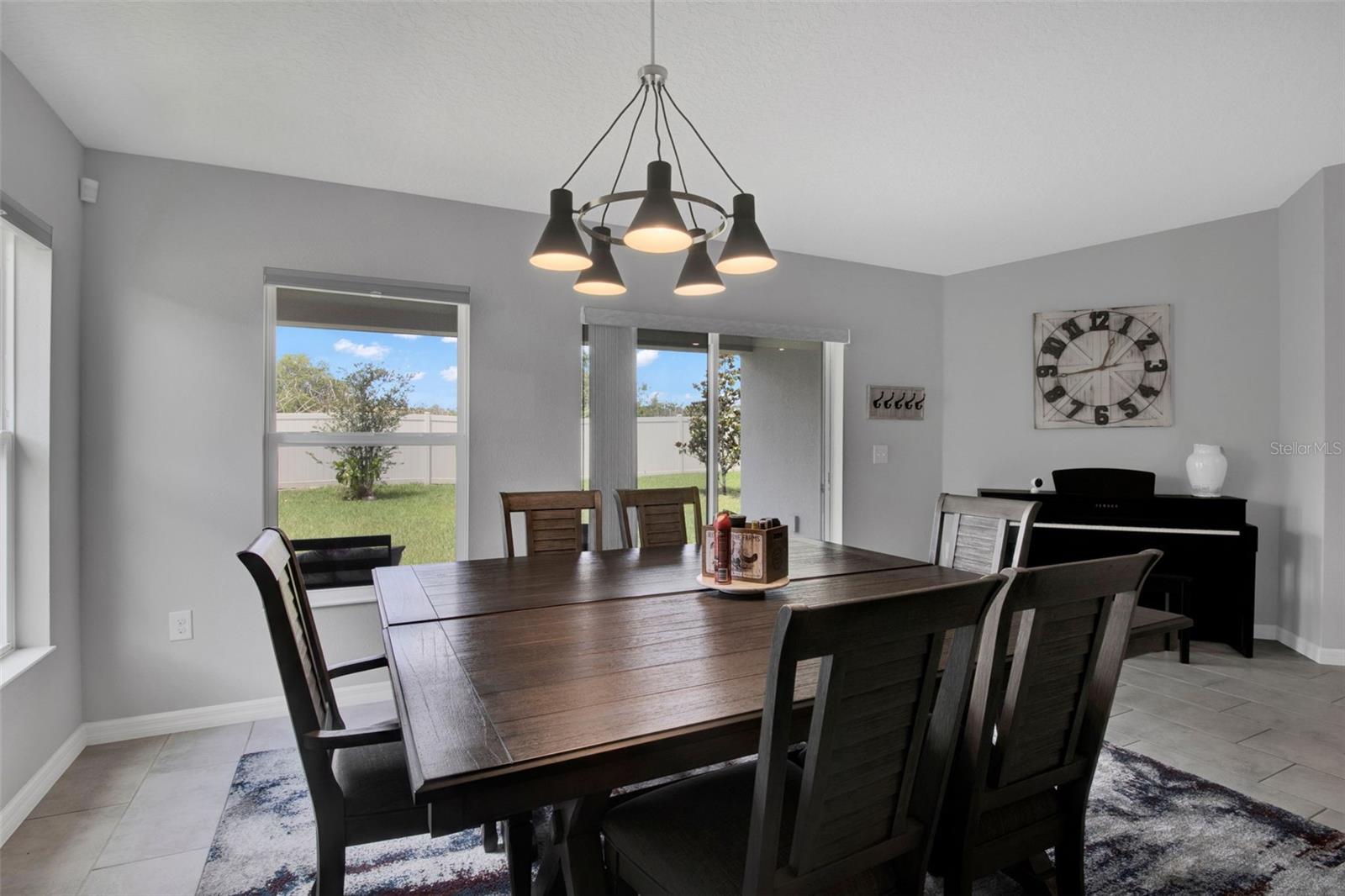 Image 10 of 29 For 208 Summerlin Lane