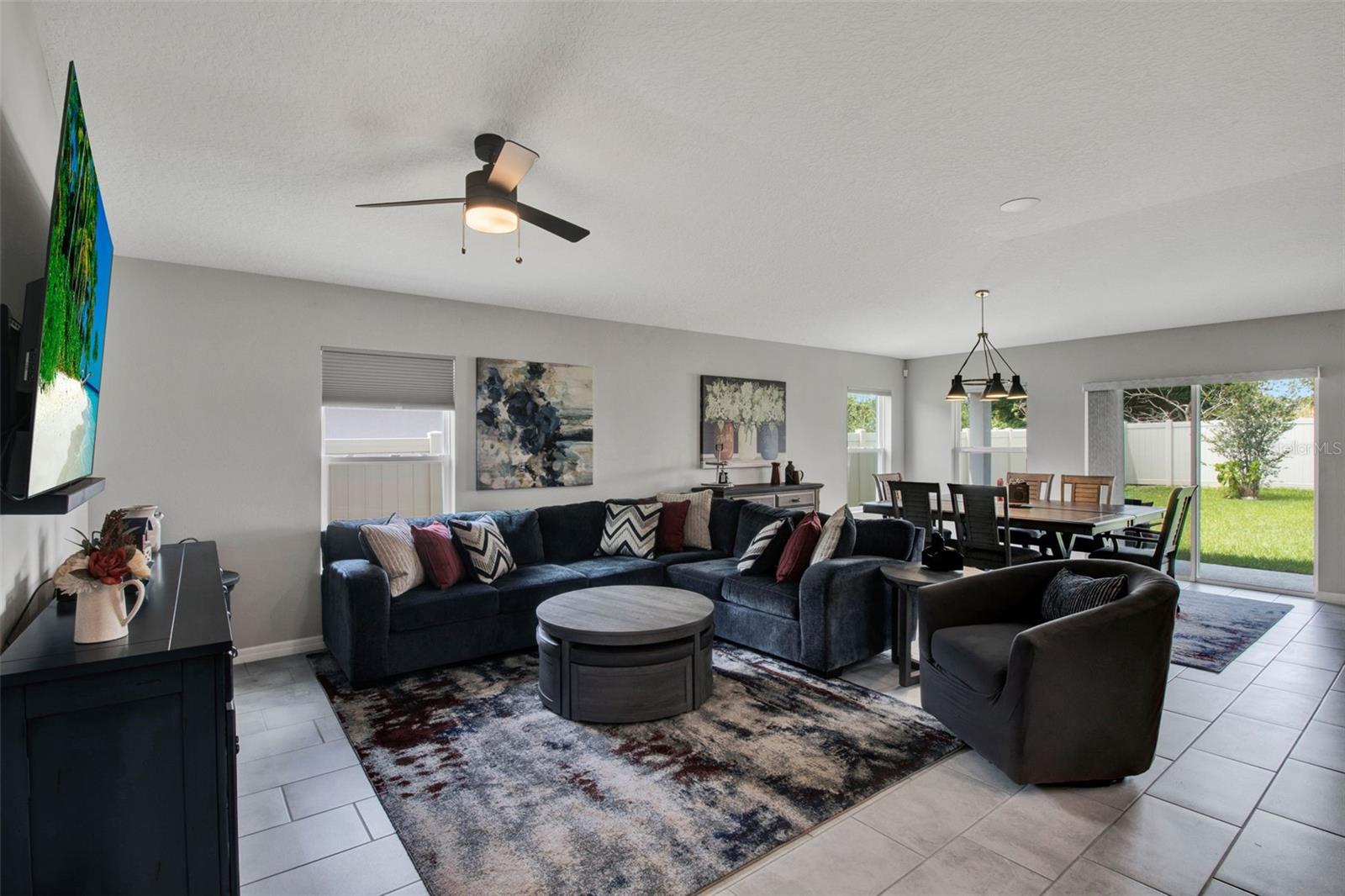 Image 5 of 29 For 208 Summerlin Lane