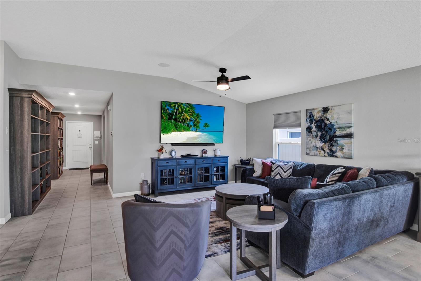 Image 6 of 29 For 208 Summerlin Lane