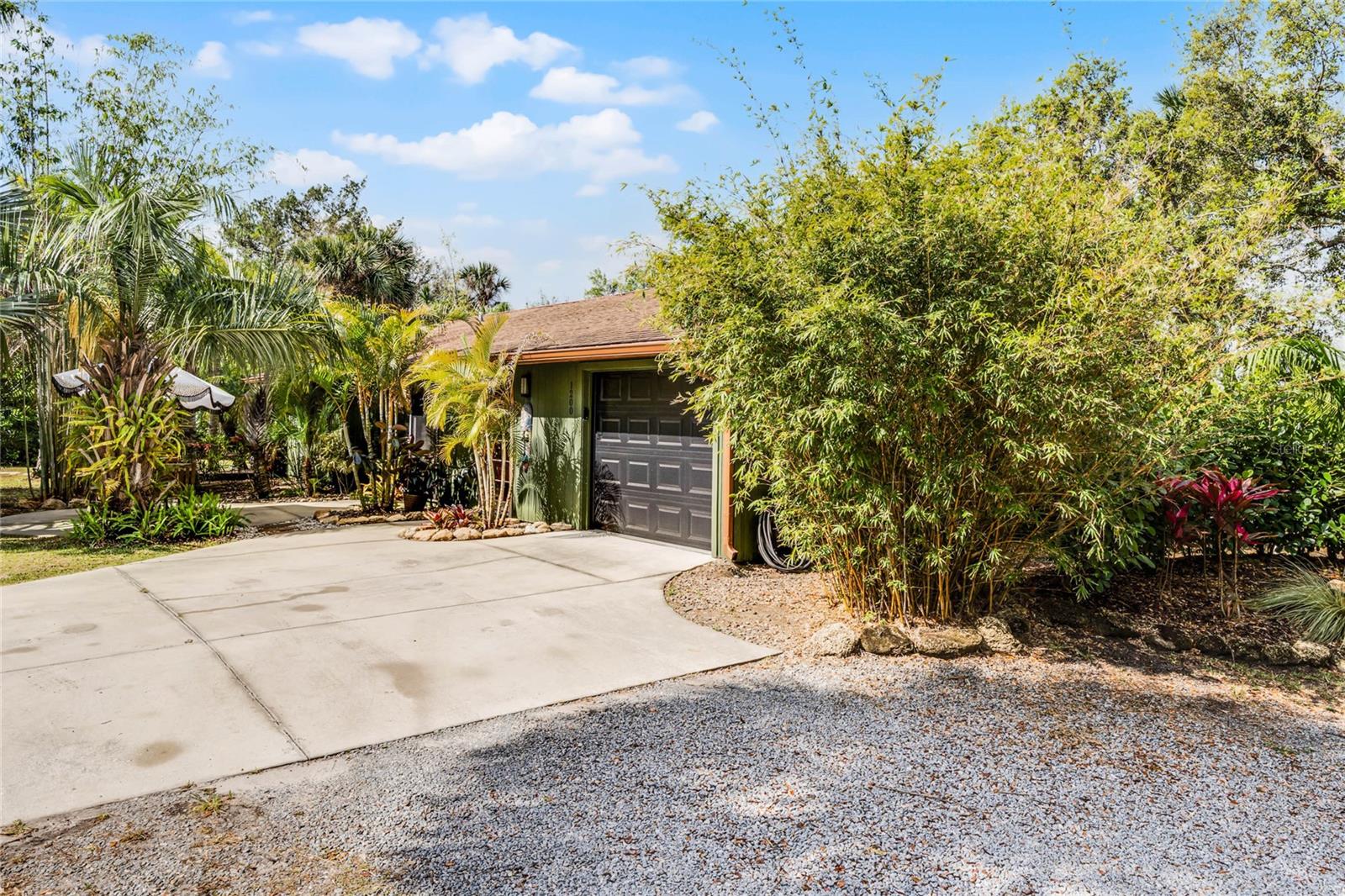 Image 9 of 52 For 1200 Auger Drive