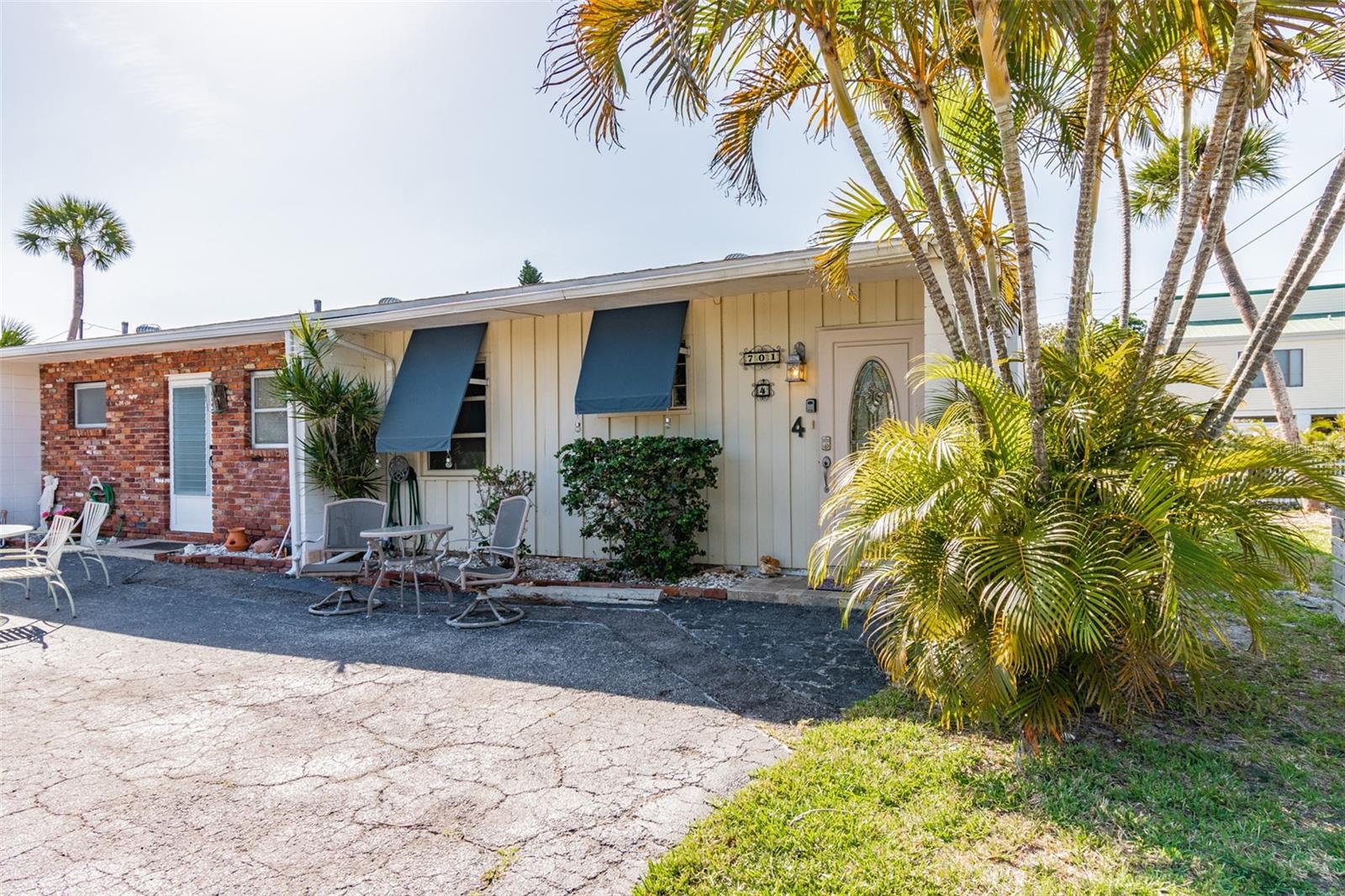 Details for 701 Saint Judes Drive S 4, LONGBOAT KEY, FL 34228