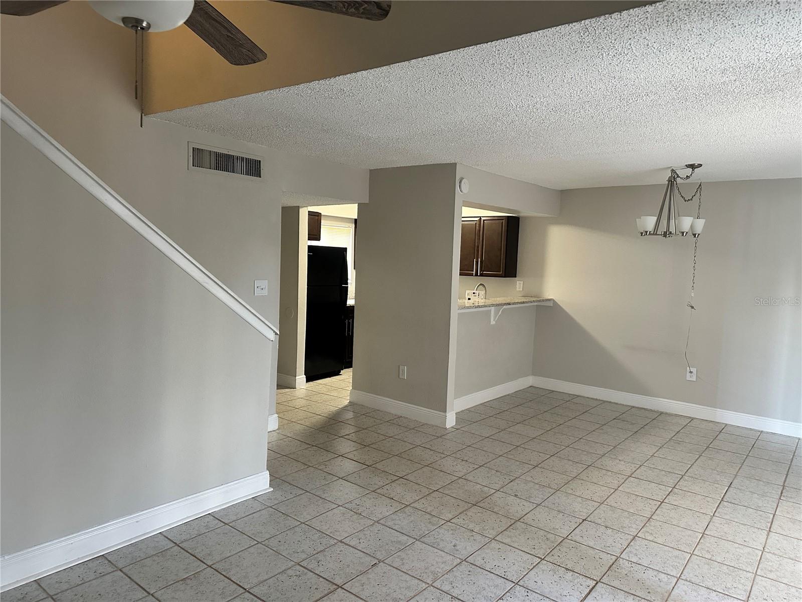 Image 7 of 16 For 206 Scottsdale Square 206