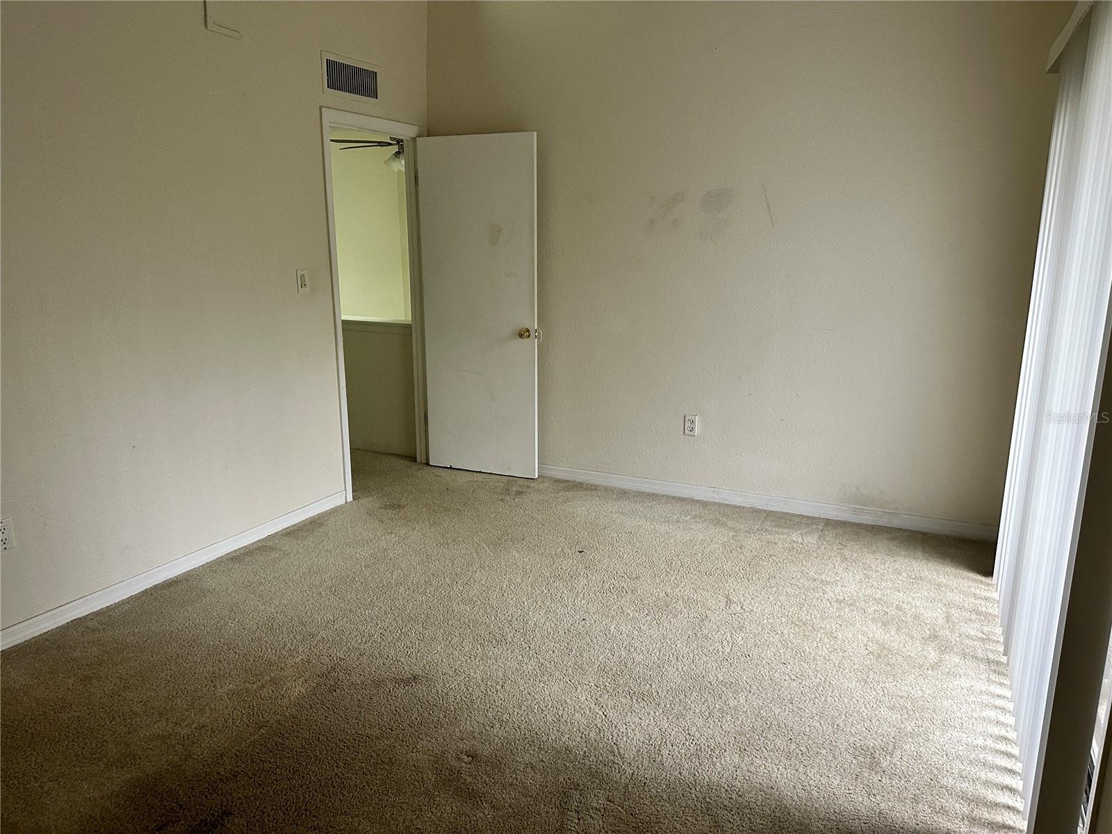 Image 13 of 14 For 326 Scottsdale Square 326