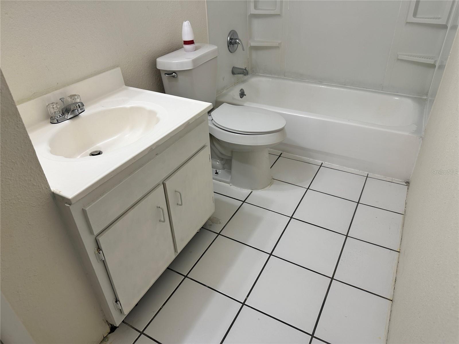 Image 14 of 14 For 326 Scottsdale Square 326