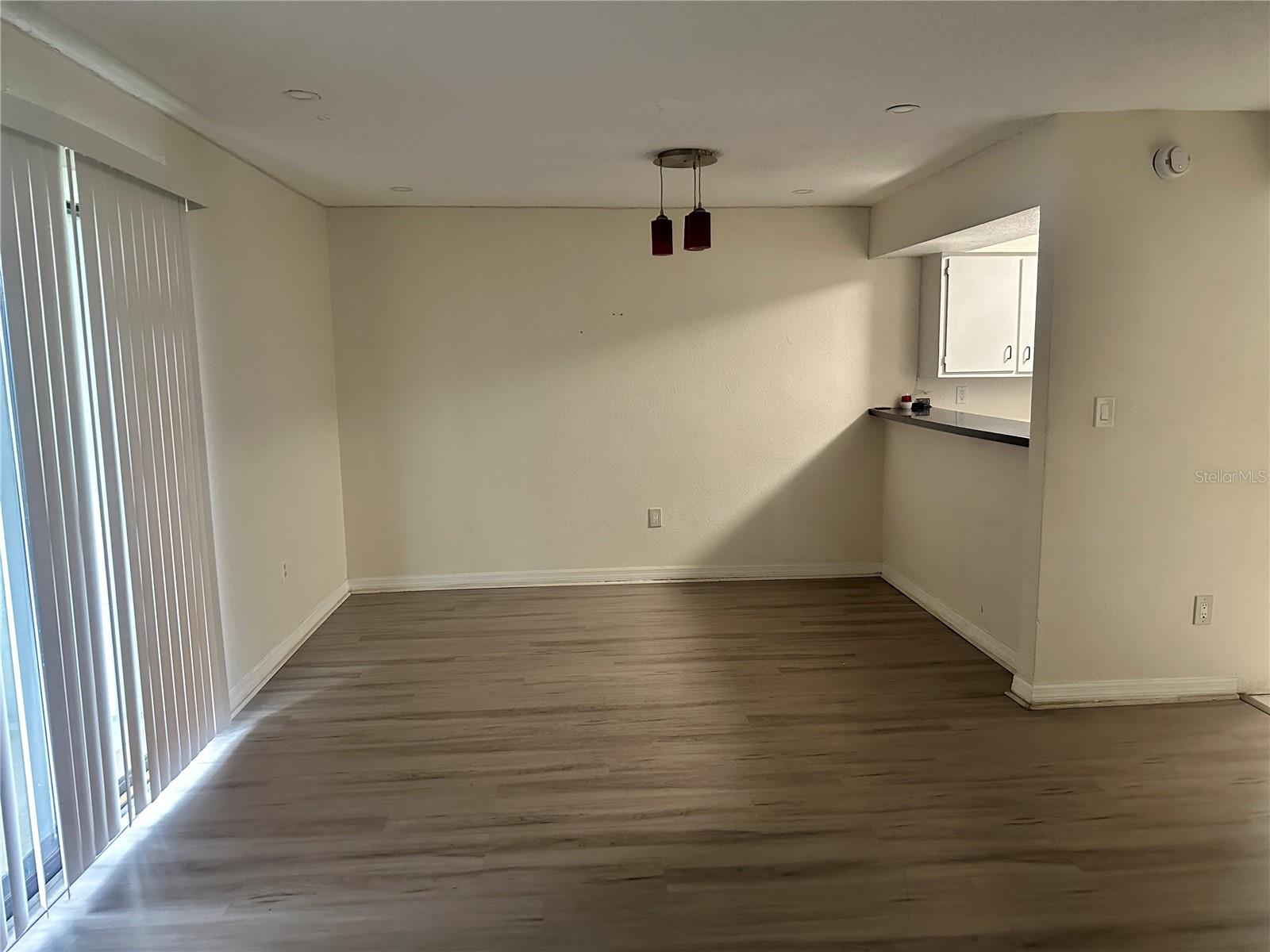 Image 4 of 14 For 326 Scottsdale Square 326