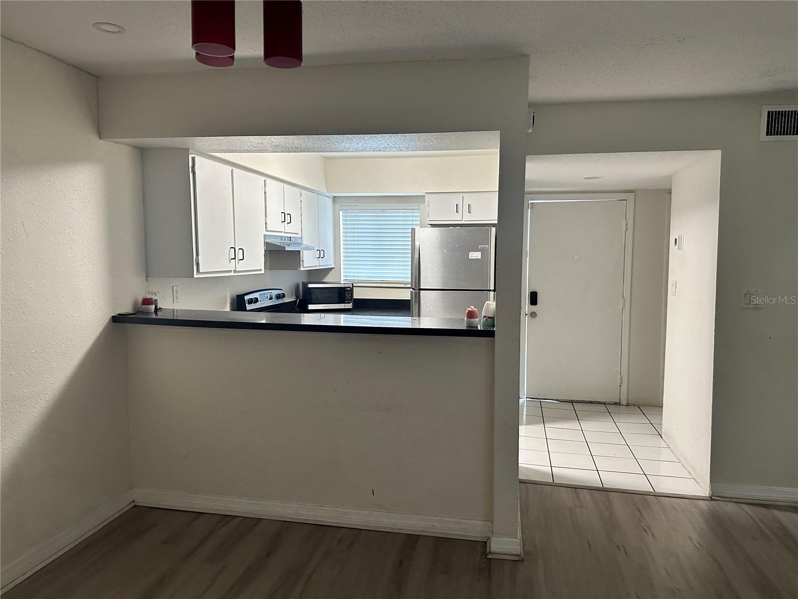Image 5 of 14 For 326 Scottsdale Square 326