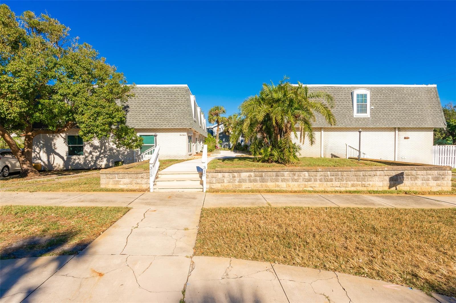 Image 22 of 28 For 315 Glenview Boulevard 3