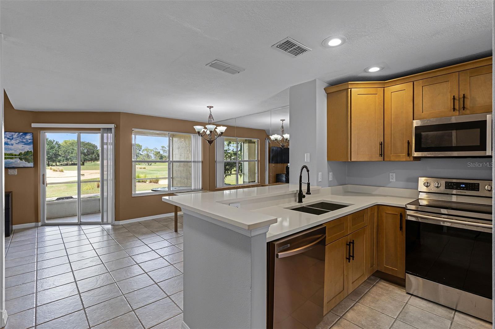 Image 6 of 47 For 2498 Saint Augustine Boulevard
