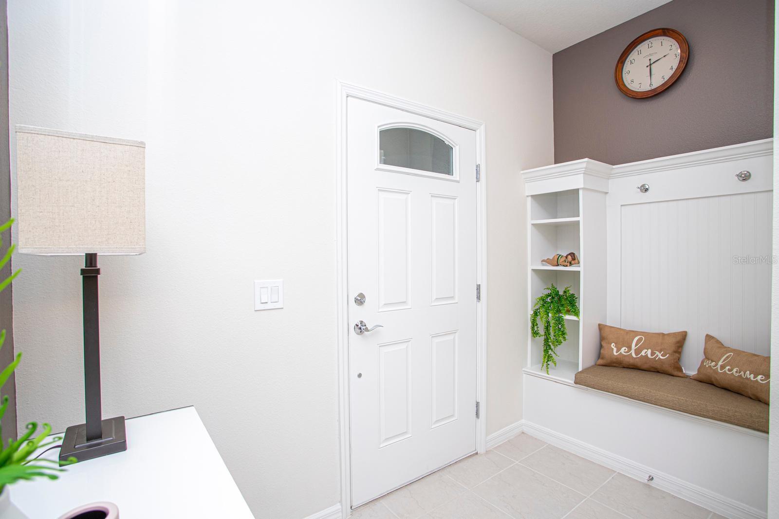 Image 17 of 54 For 8944 Sydney Avenue