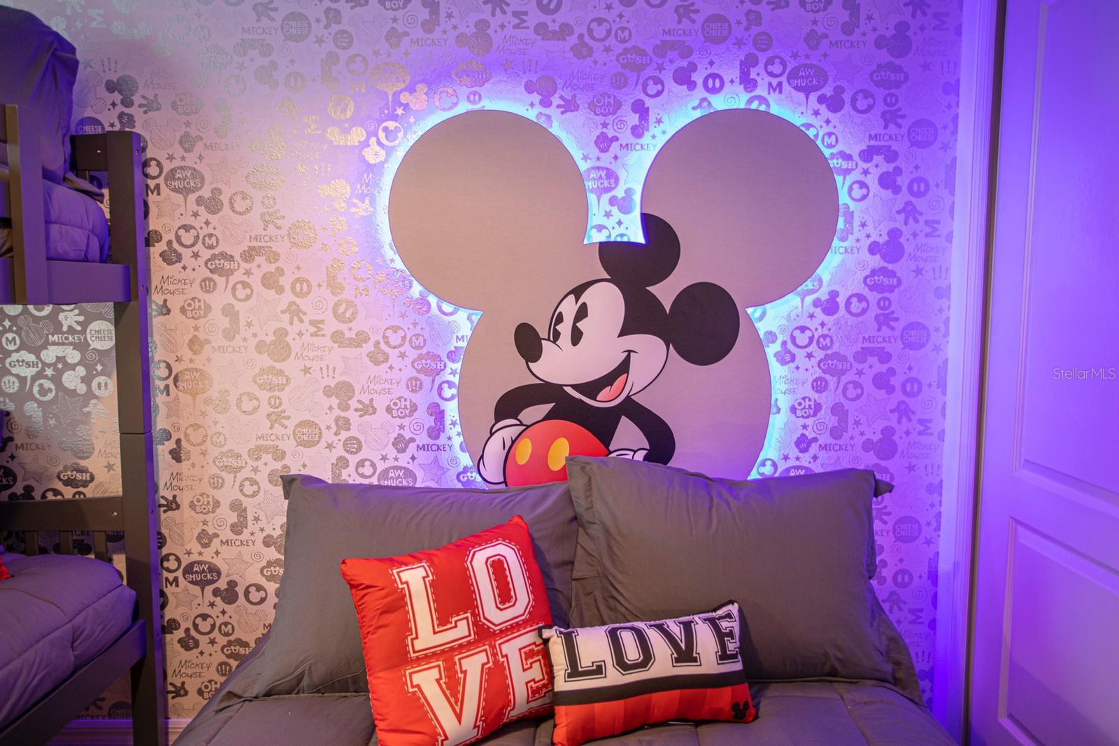 Image 32 of 54 For 8944 Sydney Avenue