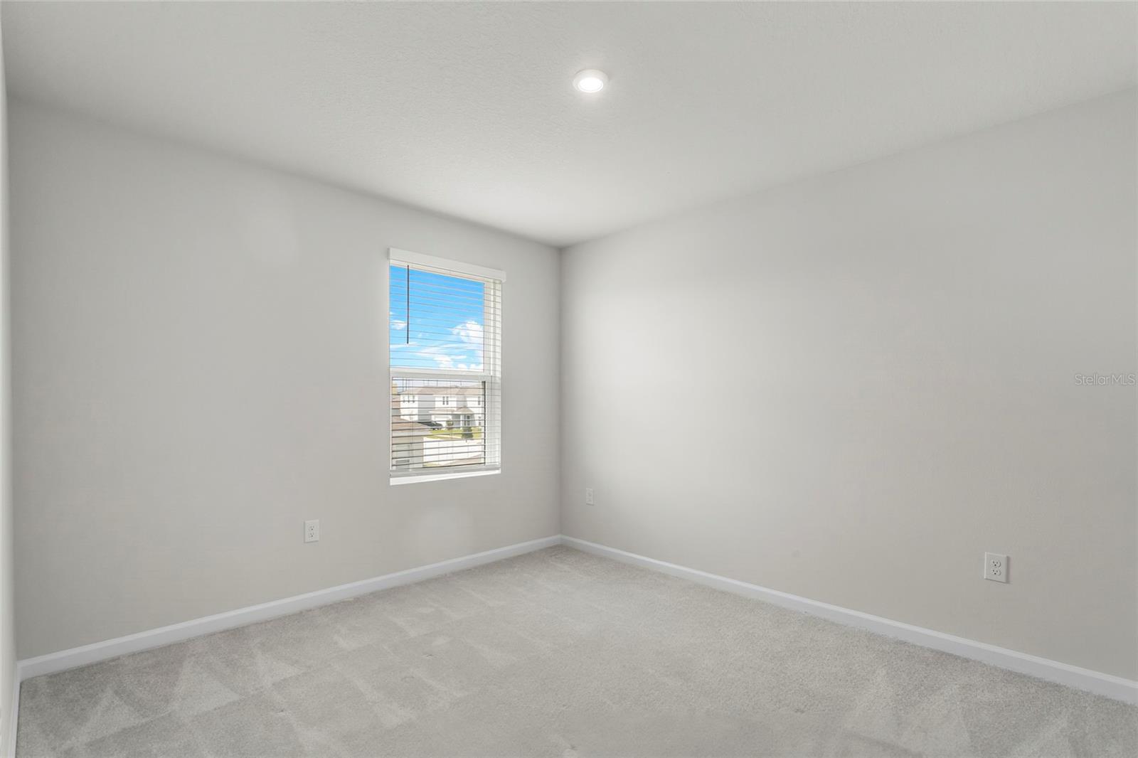 Image 25 of 47 For 1506 Finnigan Circle