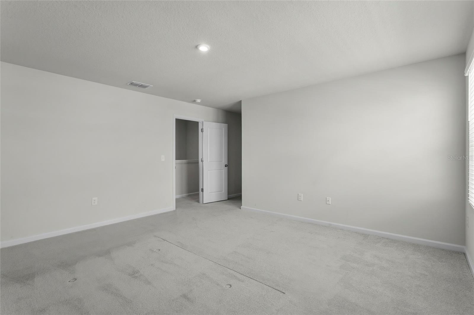 Image 31 of 47 For 1506 Finnigan Circle
