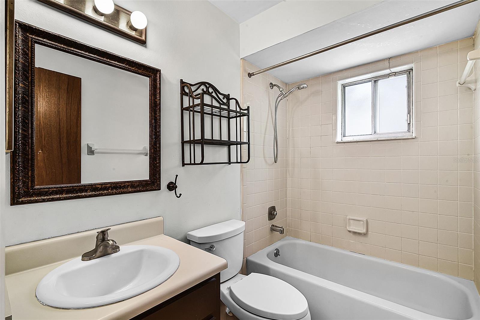 Image 12 of 21 For 327 Ketch Court