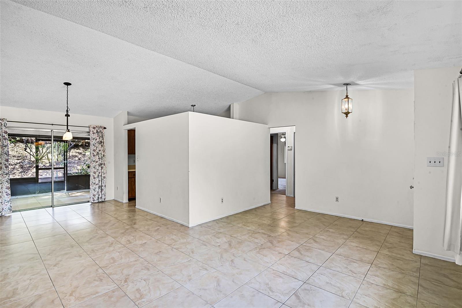 Image 4 of 21 For 327 Ketch Court
